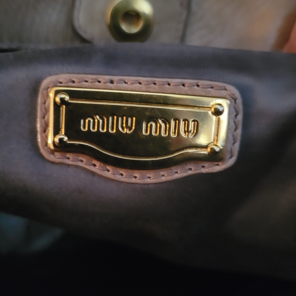 Miu Miu  Vitello Lux with COA & dust bag - Picture 11 of 16